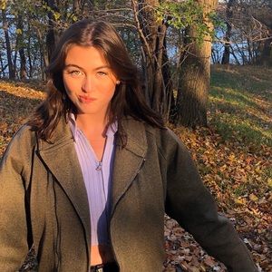 Meet your Posher, Clare